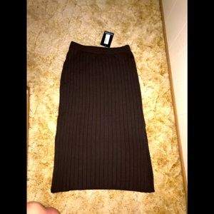 NWT sweater skirt by pretty little things 10